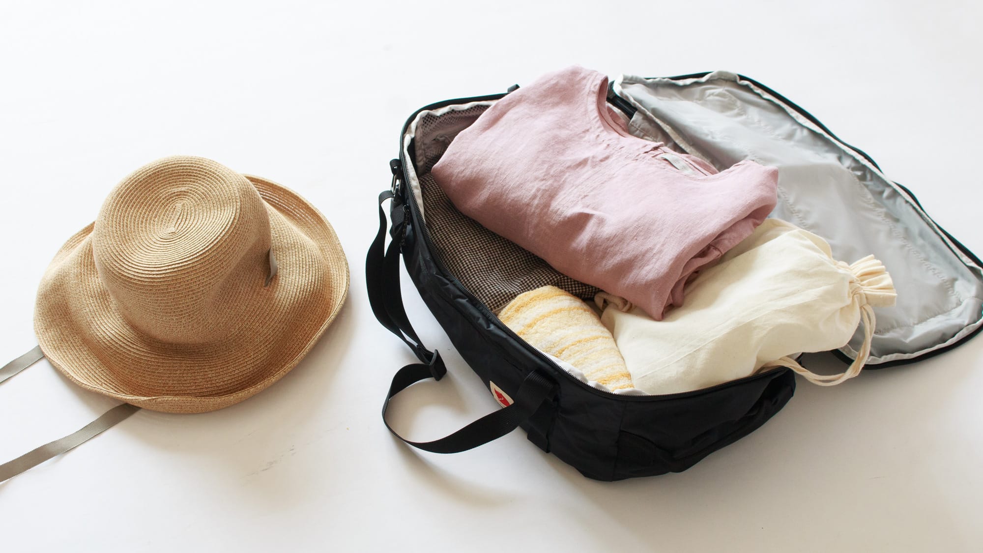 移動も滞在も心地よく。fog linen work の新作と春の旅支度。